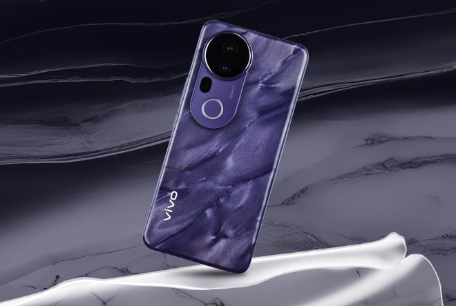 +5500mAh+旗舰芯片定3399元贵吗？j9九游会网址是什么vivo新机有实力四主摄(图1)